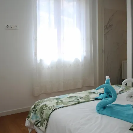 Apartment Amazing River Views - 2 Ensuit Bedrooms, Free Parking