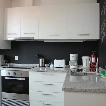 Apartment Amazing River Views - 2 Ensuit Bedrooms, Free Parking